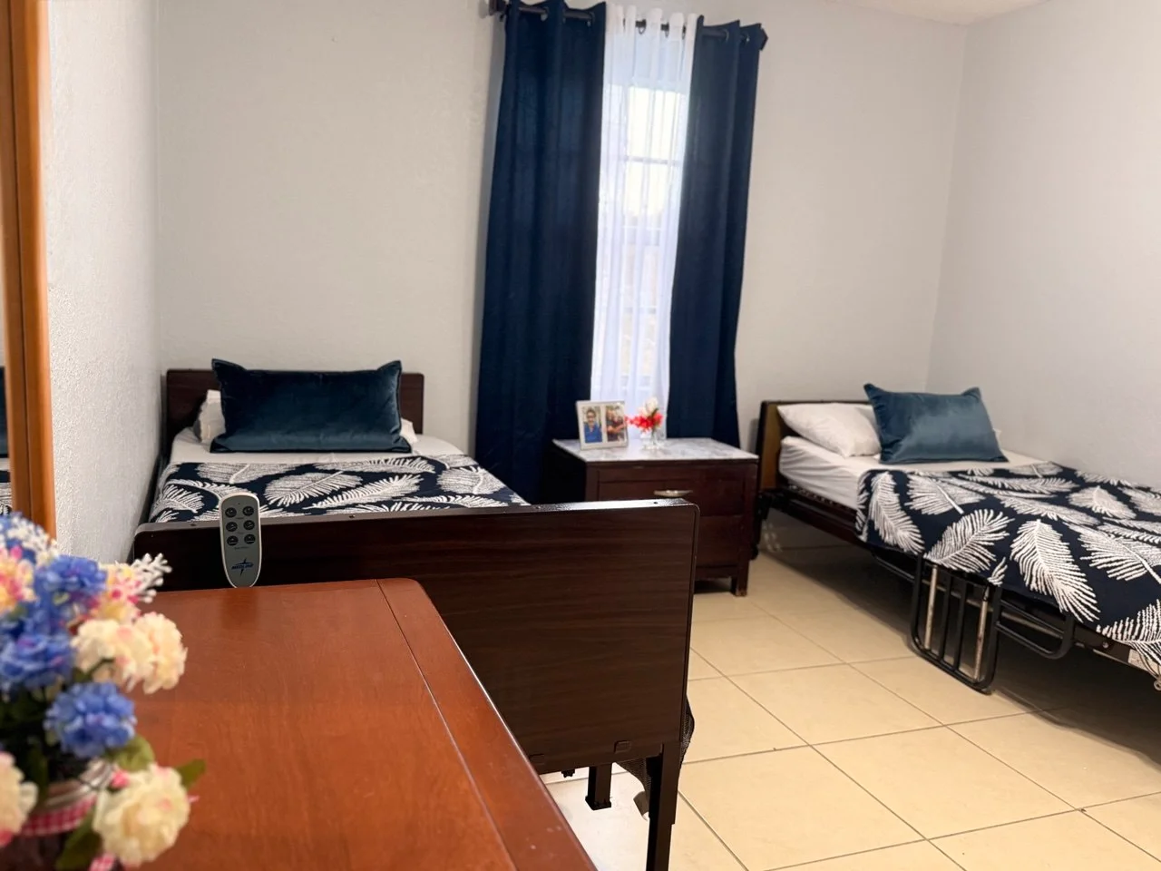 Comfortable living space at Silver Lake ALF